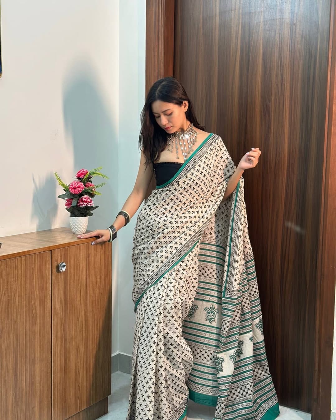 New One Minute Ready To Wear Pure Soft Mul Cotton Silk white Saree With Pocket