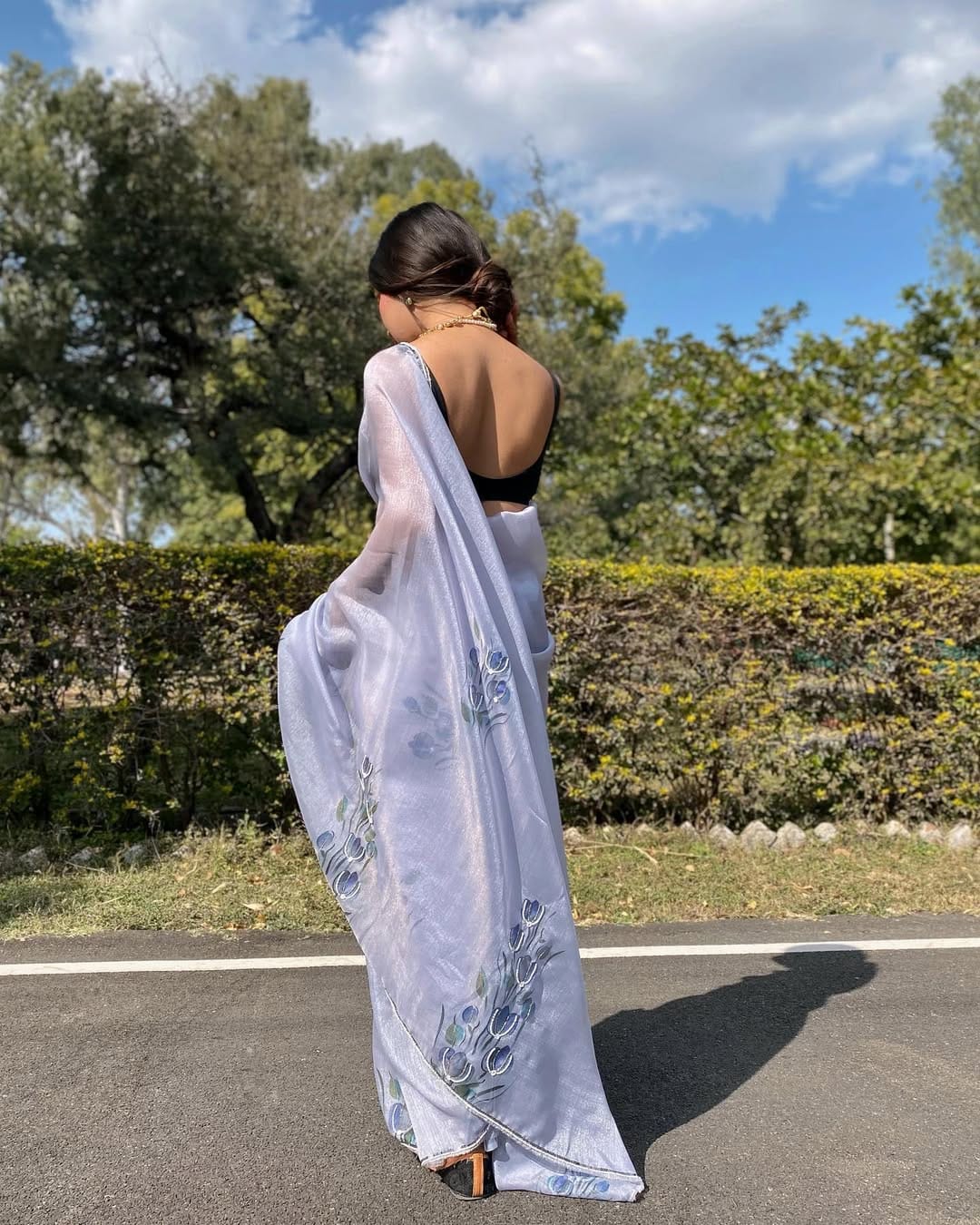 New One Minute Ready To Wear  Pure Soft Organza Silk Lavender Saree With Beautiful Moti and Cutdana Handwork With Same Model Unstiched Blouse Piece