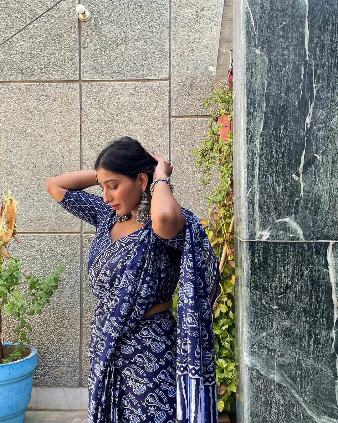 New One Minute Ready To Wear Soft Linen Digital Printed Blue Saree With Same Model Blue Unstiched Blouse Piece