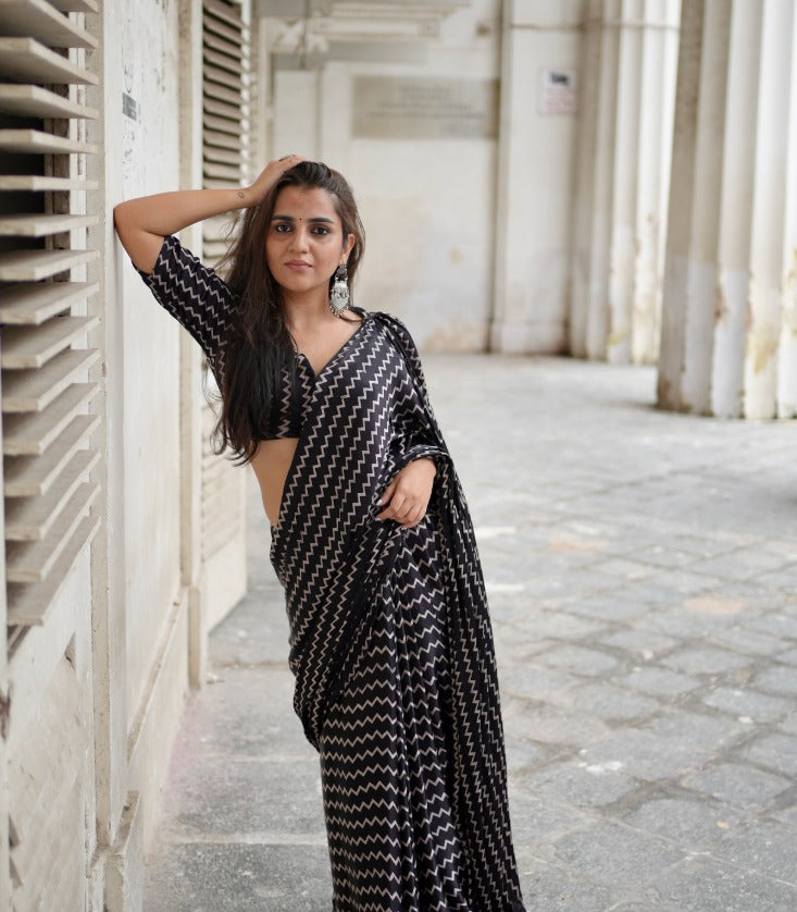 New Designer Original Japan Satin ZigZag Digital Printed Black Saree With Digital Printed Unstiched Blouse Piece