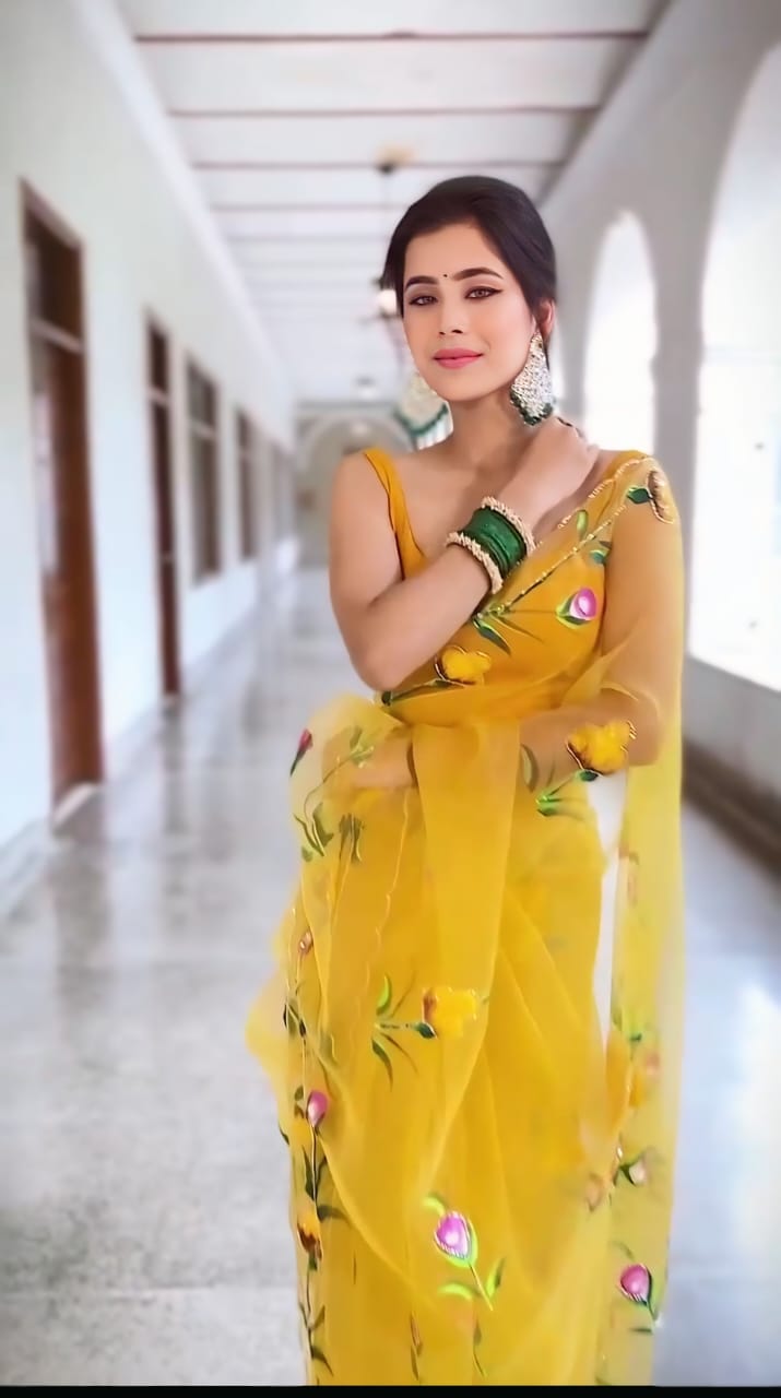 New One Minute Ready To Wear Soft Organza Silk Yellow Saree with Beautiful Hand Worked Moti  And Val Work With Unstiched Blouse Piece