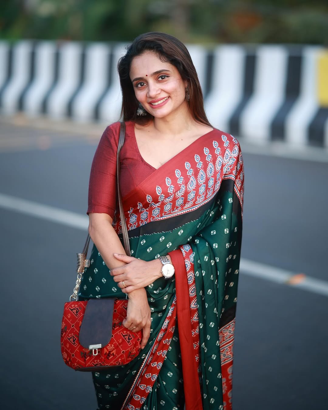 New One Minute Ready To Wear Digital Printed Crape Silk Green-Red Saree